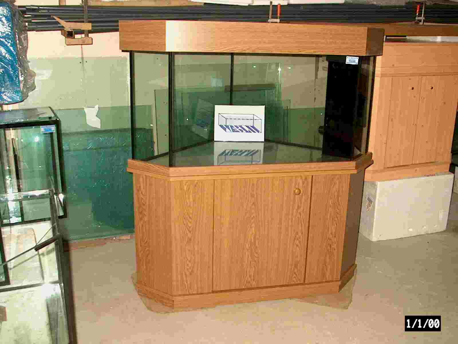 Eine Aquariumkombination